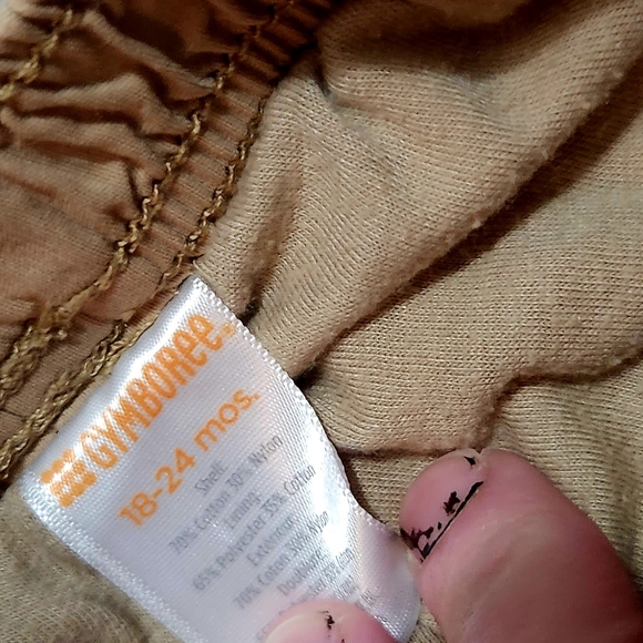 18/24M Gymboree Khakis, The Children's Place Onesie & Skinny Grey Pants - Picture 5 of 10